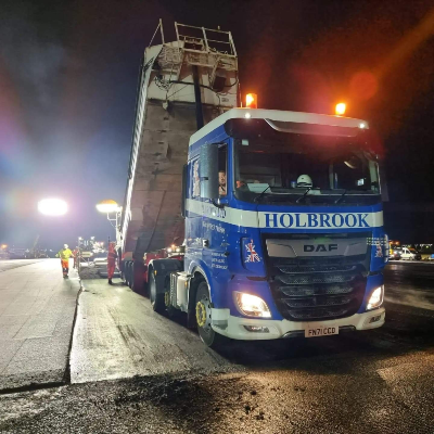 8 wheeler non tipping conveyor floor for hire on display at Rorys site